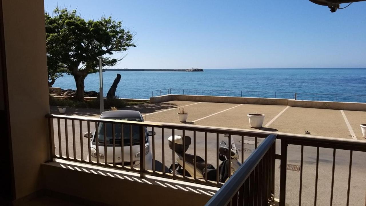 Вилла Veranda Sul Mare - Casa Vacanze Fronte Mare Шакка Экстерьер фото